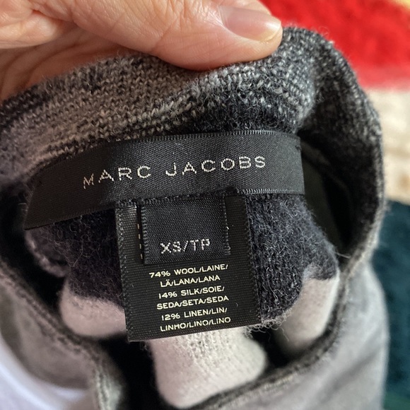 Free with 100 purchase- Marc Jacobs Wool/silk T-shirt - Picture 5 of 5